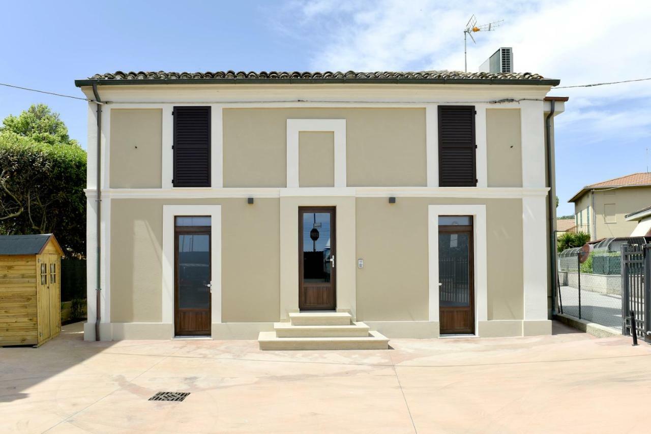 La Casa Al Mare Appartamento Civitanova Marche Esterno foto